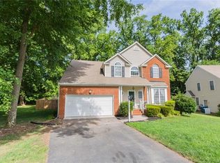 10636 Runnymeade Dr, Glen Allen, VA 23059