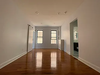 Rented by Hillel Realty Group