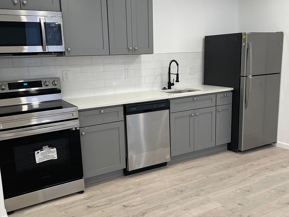 1st image of 445 N 52nd St #2