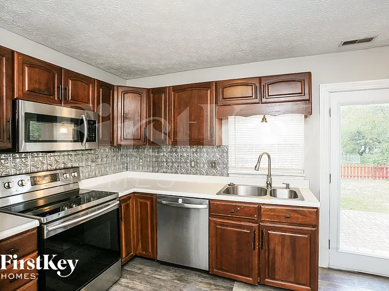 5382 Rippling Brook Way — Photo 6