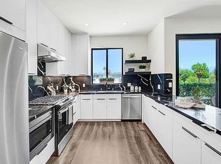 4224 Whitsett Ave #302, Studio City, CA 91604