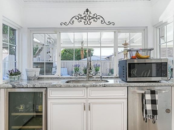 3rd image of 2995 Blackwell Ct