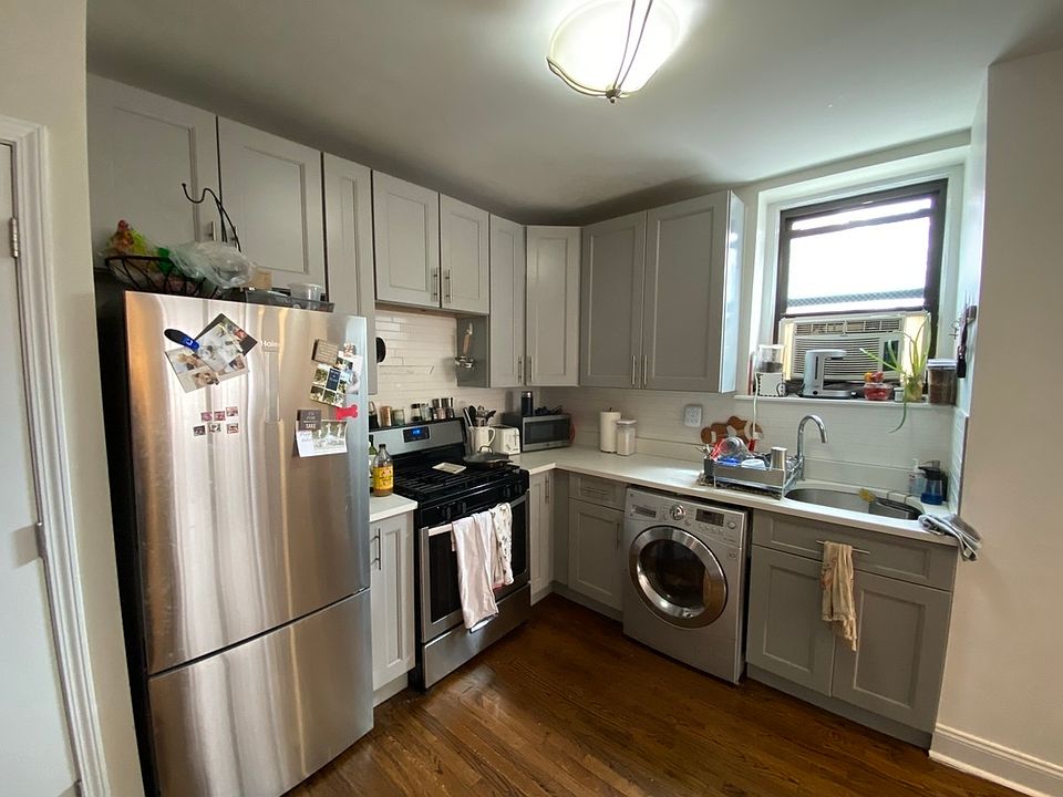 1st image of 654 Saint Marks Ave #D1