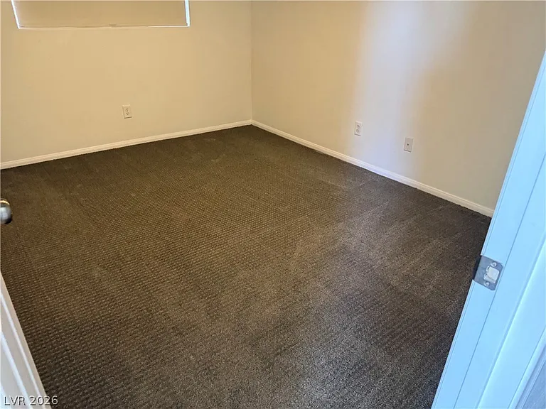 1141 Cathedral Ridge St — Photo 40