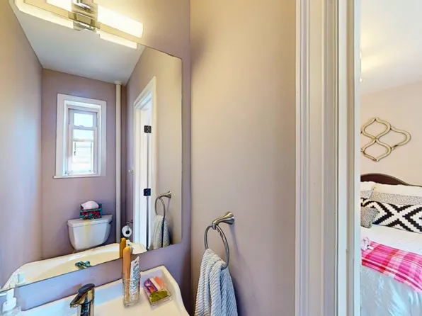 48-01 42nd Street image 23 of 49