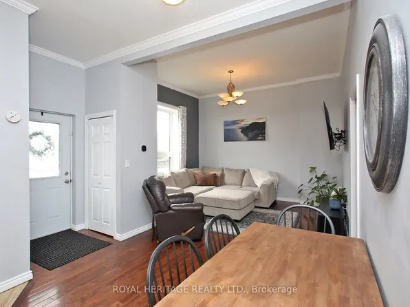 164 Kings Hill Ln, Clarington, ON L1C 1R8