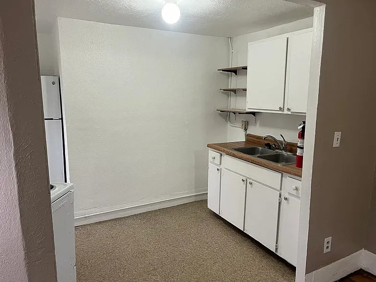 506 Emmet St #2 — Photo 6