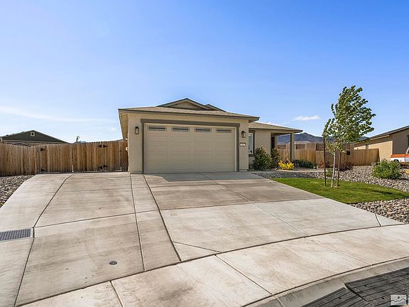 2nd image of 105 Amberwood Ct