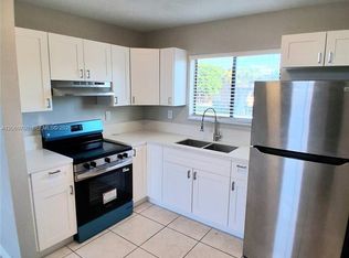 2775 W 60th Pl APT 207, Hialeah, FL 33016