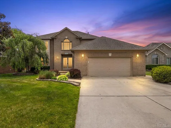 17836 Nick Dr, Macomb, MI 48044