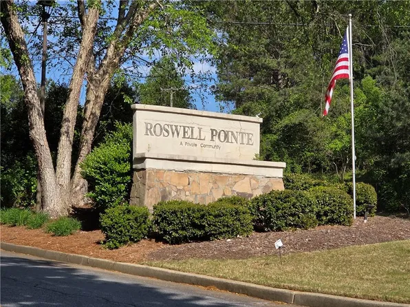 4214 Lake Pointe Cir, Roswell, GA 30075