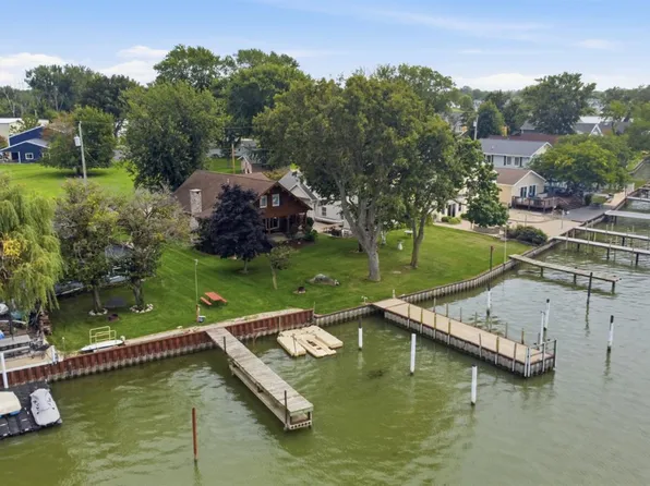 5835 E Saylor St, Lakeside Marblehead, OH 43440