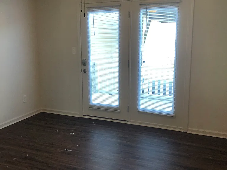 383 McConnells Trce #102 — Photo 5