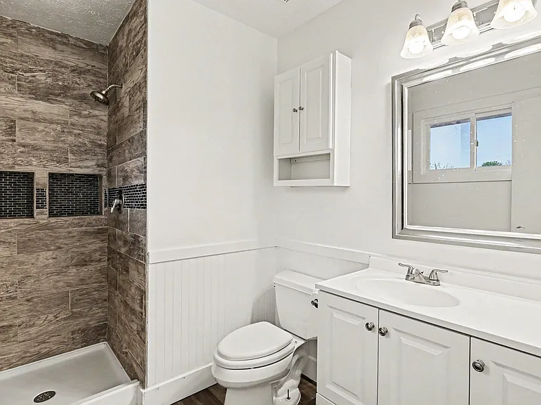 5301 W Olympic Cir — Photo 15