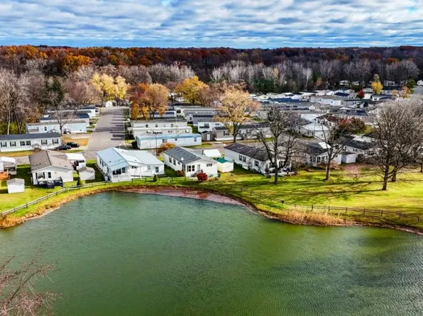 221 McAuliffe, Flushing, MI 48433
