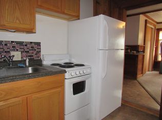 1011 Cross St, Palmer, MA 01069