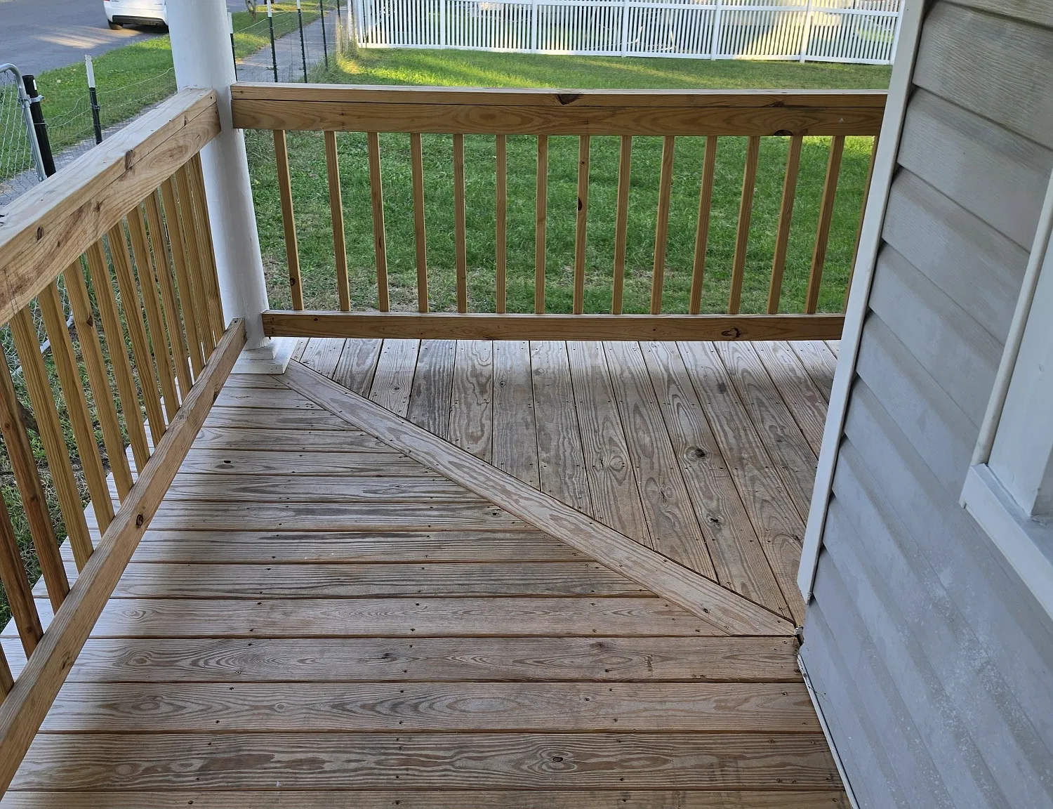 3 bed, 1.5 bath, 1300 sqft, $1,500 — Photo 3
