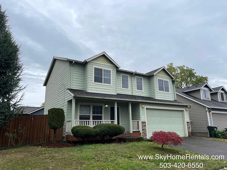 282 Laurine St NE — Photo 2