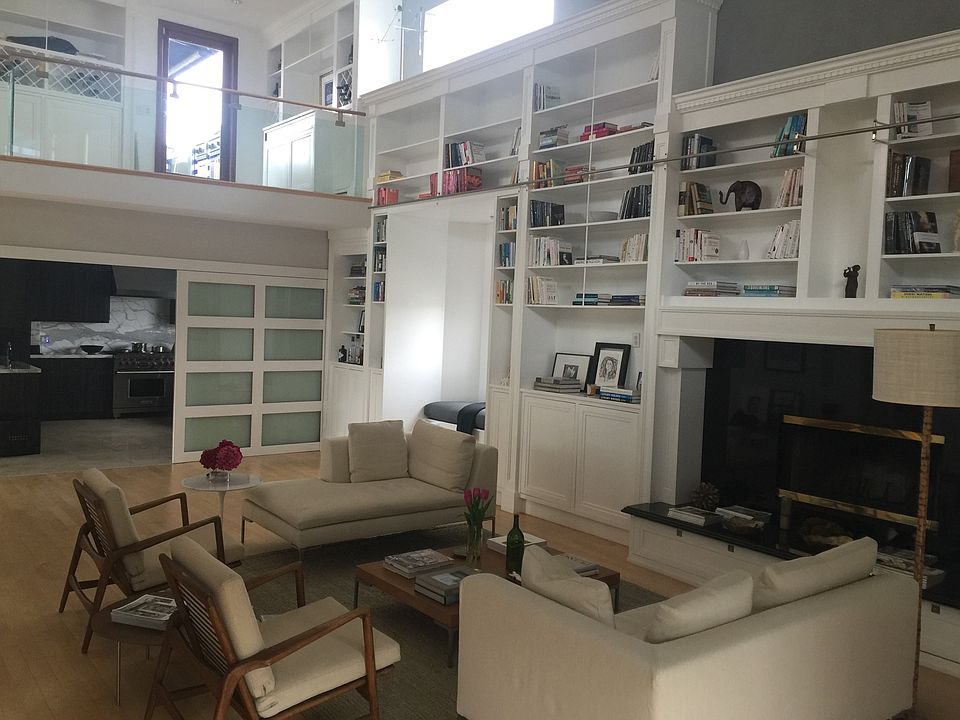 1st image of 616 Huntley Dr
