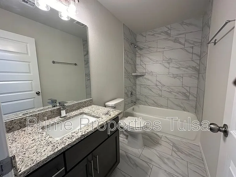 13441 S 72nd Ct E — Photo 21