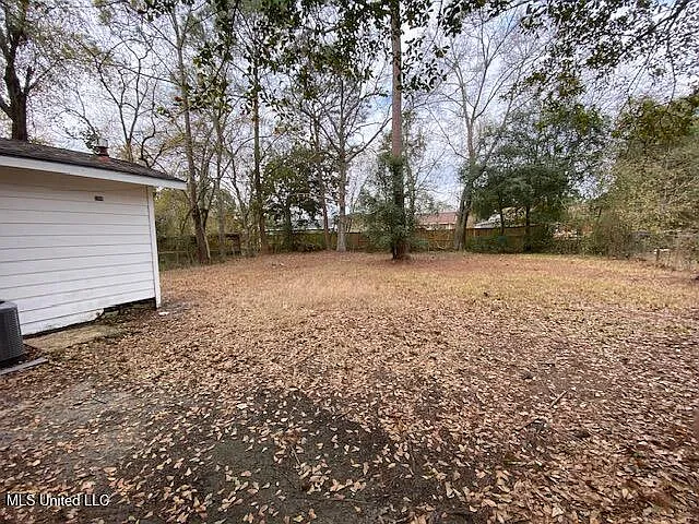 7217 Hampton Dr — Photo 10