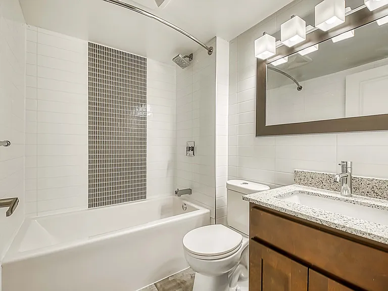 8787 Riverside Dr E — Photo 59