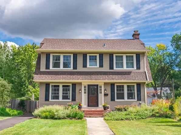 146 Le Grande Blvd, Aurora, IL 60506