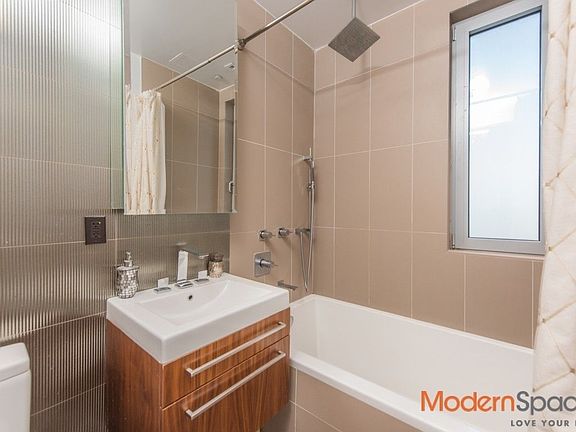 4th image of 2626 Jackson Ave APT 801