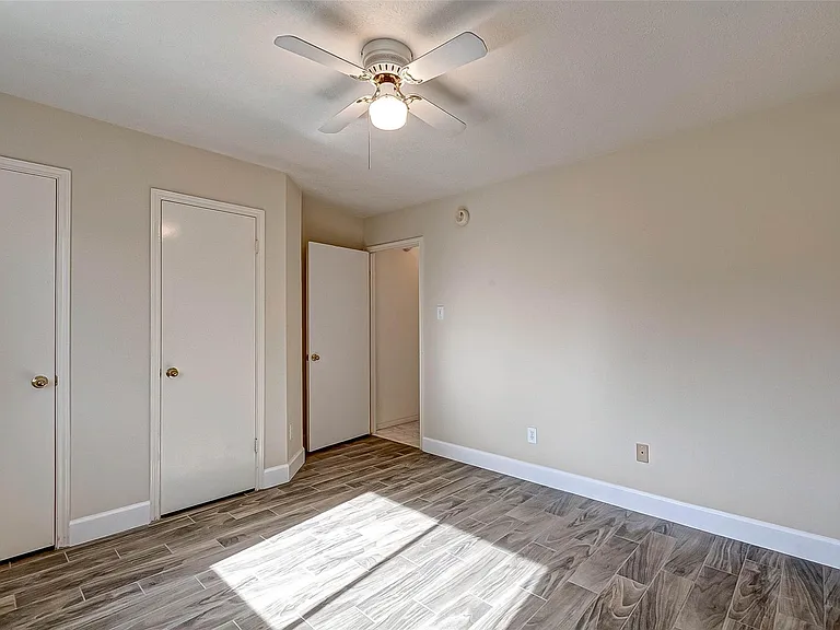125 Barbetta Ct — Photo 30