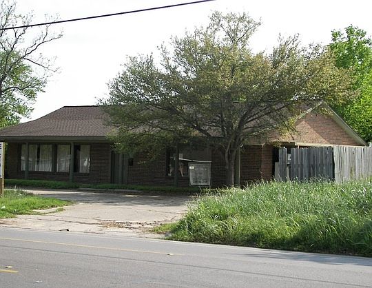 1st image of 1800 S College Ave