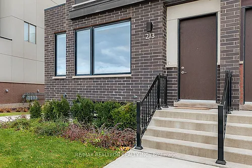 213 Downsview Park Blvd Photo 1