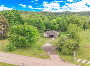 3128 Howell Rd, Mascot, TN 37806