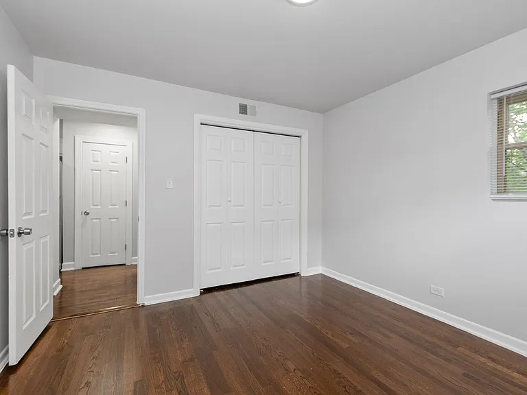 7635 S Coles Ave — Photo 5