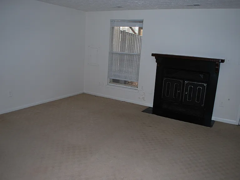 9192 Forest Breeze Ct — Photo 7