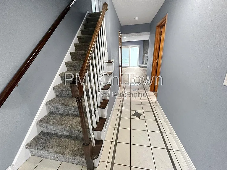 2155 Wildwood Ln — Photo 3