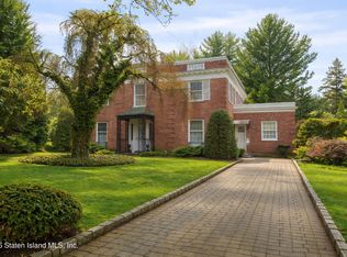 142 Bertha Pl, Staten Island, NY