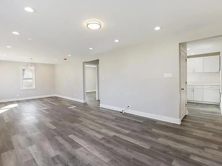 841 S Jackson St — Photo 14