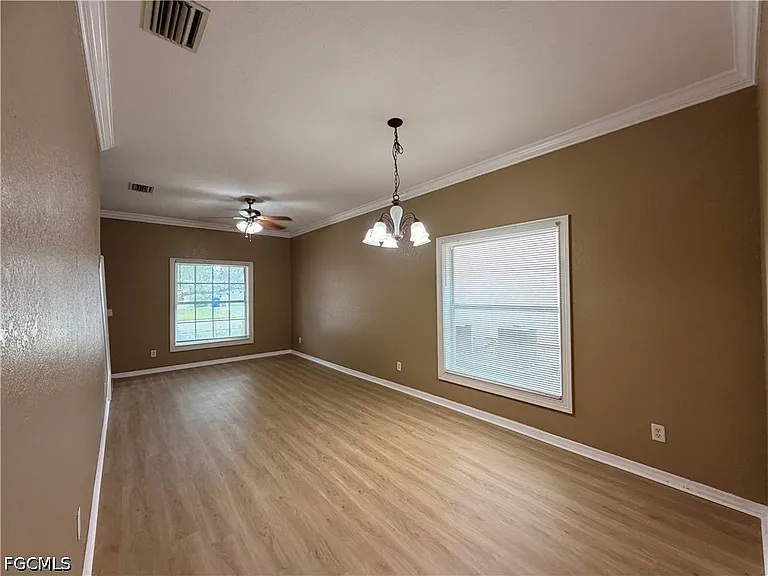 8360 Silver Birch Way — Photo 4