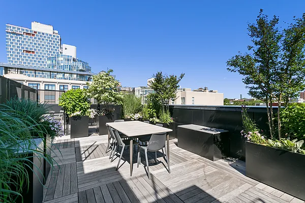 Rented by Compass | media 11