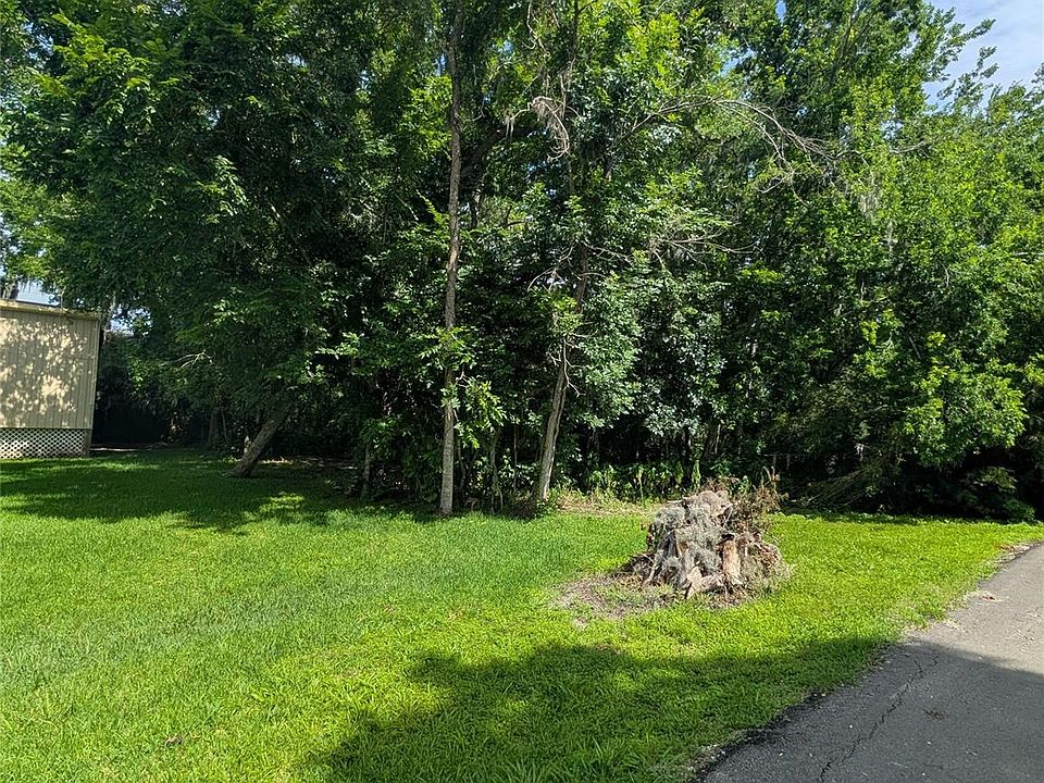 1st image of 0 Bay Ct Lot 6