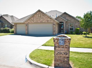 2909 San Juan Trl, Moore, OK 73160
