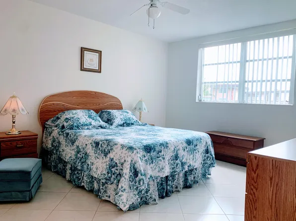 2800 NW 47th Terrace, Lauderdale Lakes, FL 33313