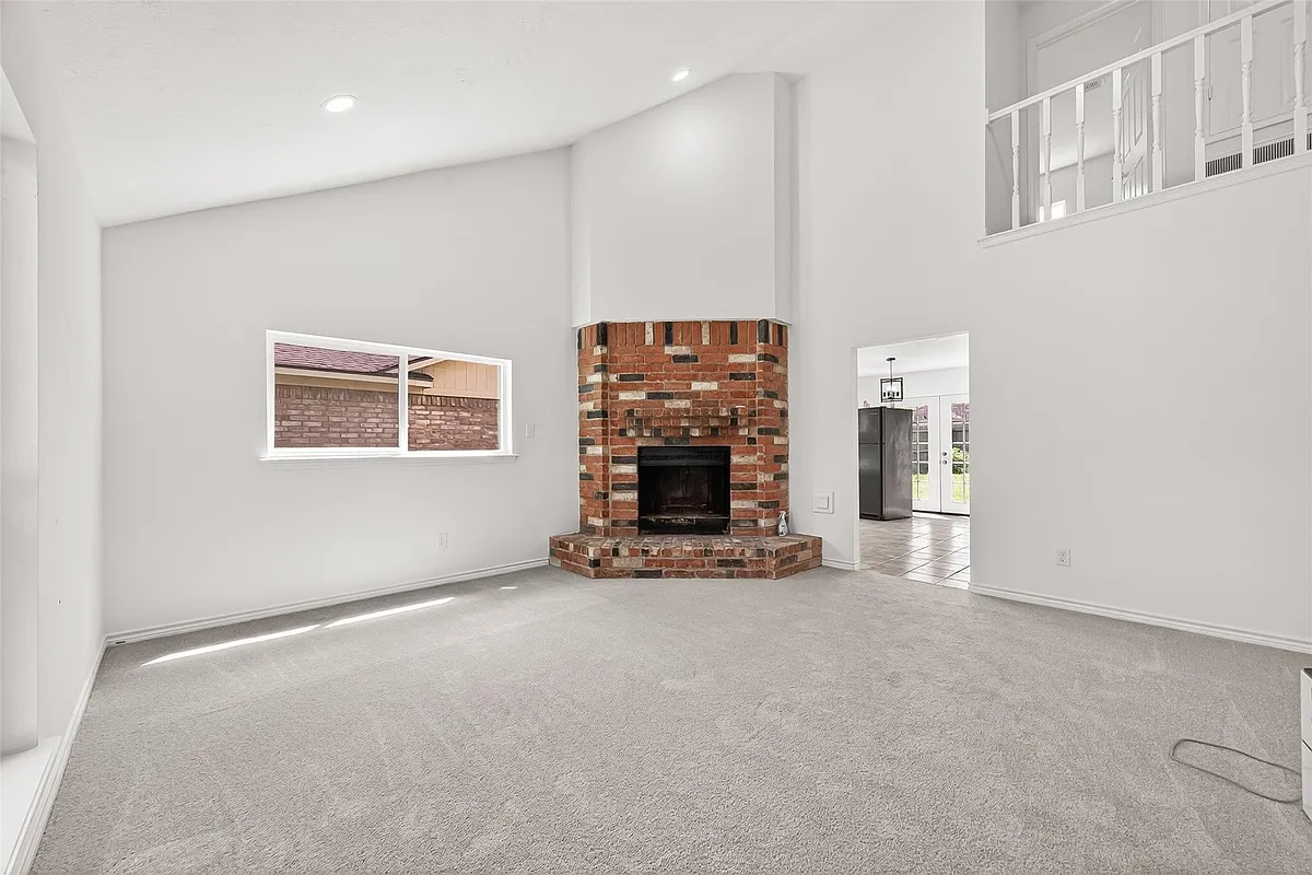 Building Photo - 14115 Cheval Dr