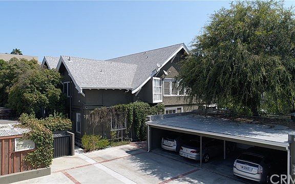 3rd image of 55 Arlington Dr