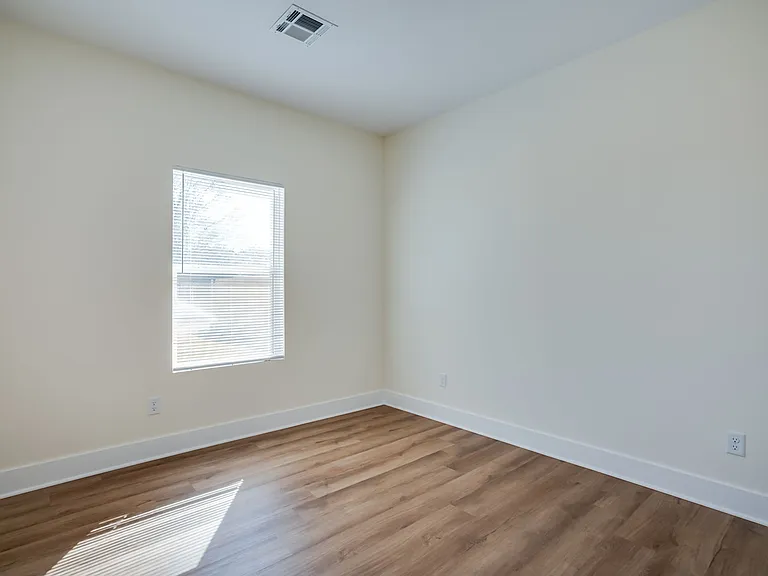 16805 W Kashmir St — Photo 16
