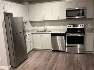 630 Rogers Rd #14, Toronto, ON M6M0B4
