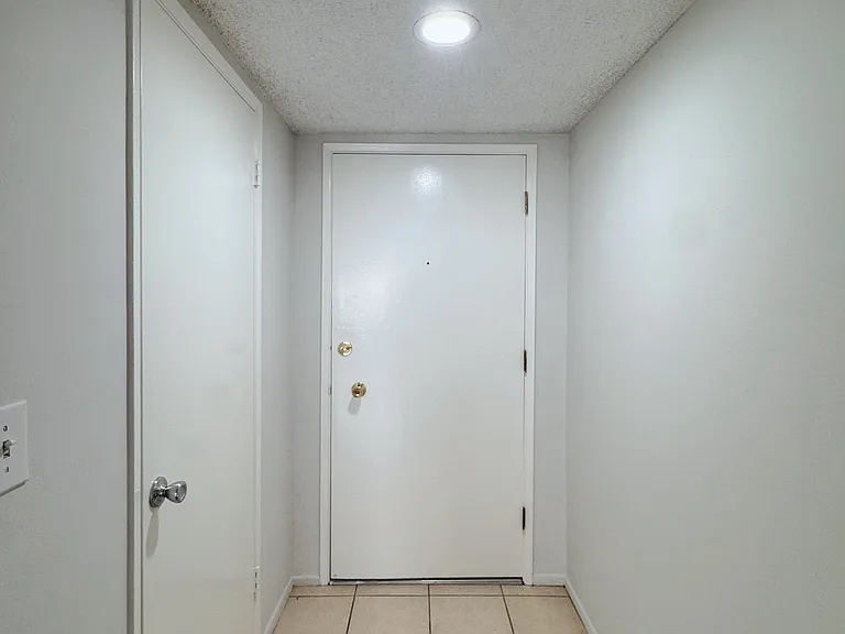 1218 Pine St #201 — Photo 23
