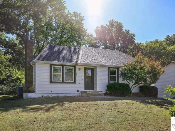 2106 Antioch Rd, Clinton, MO 64735