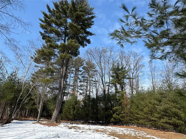 OOO LAKE RD, Clintonville, WI 54929