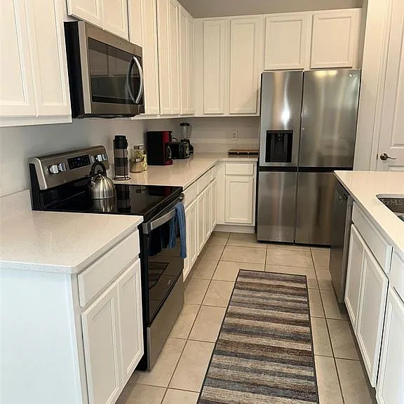 1457 Discovery St — Photo 11